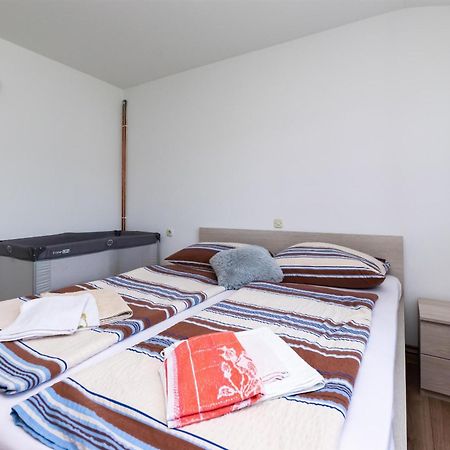 Apartments Boza Lopar Exterior foto