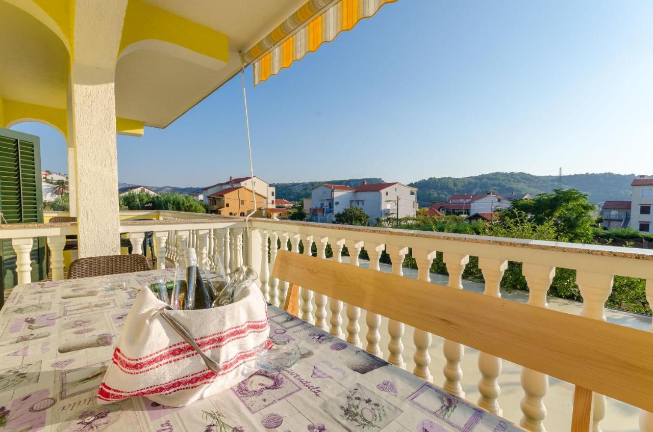 Apartments Boza Lopar Exterior foto