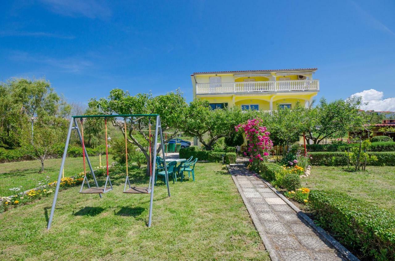 Apartments Boza Lopar Exterior foto
