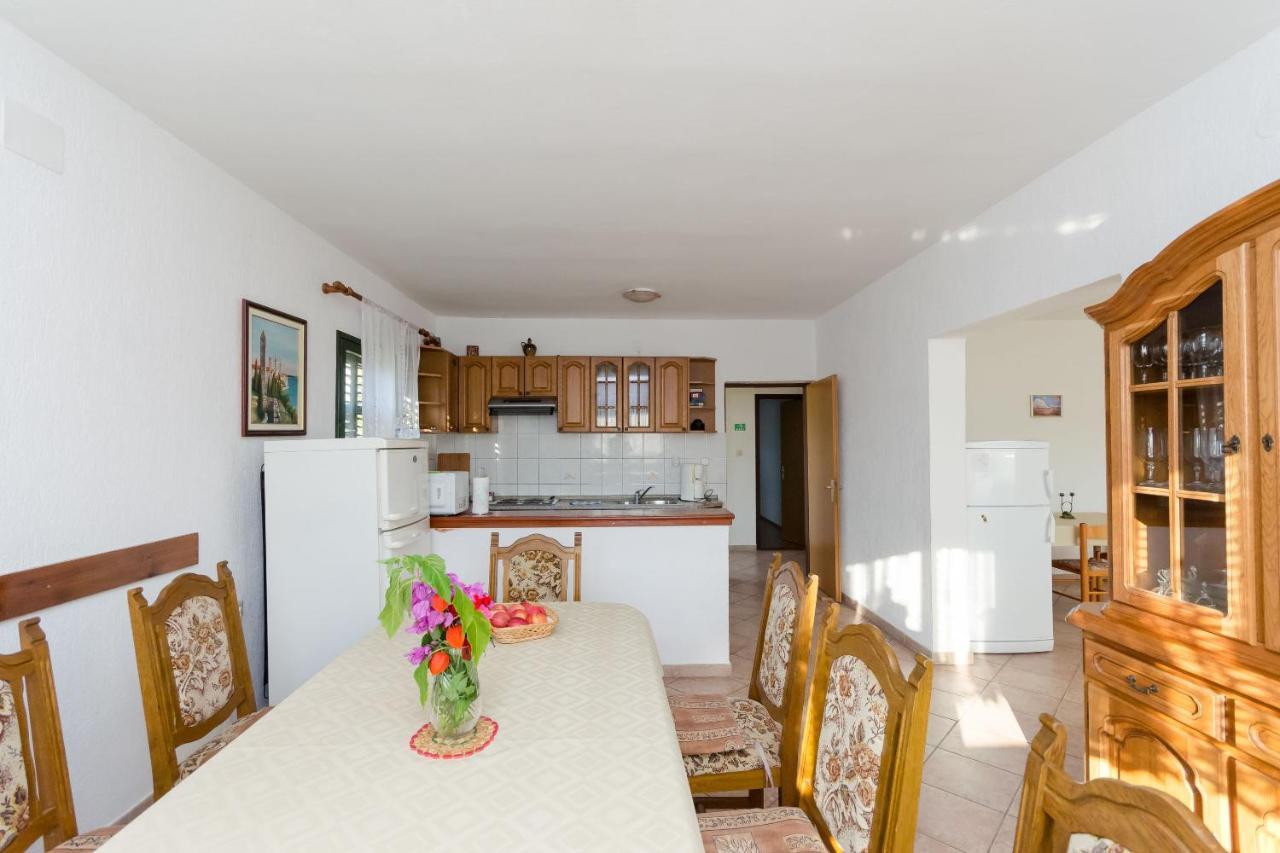 Apartments Boza Lopar Exterior foto